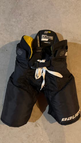 Junior Large Bauer Supreme 3S Hockey Pants (Used)