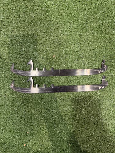Other Holders, Runners, & Replacement Steel Blades 272 mm (Used)