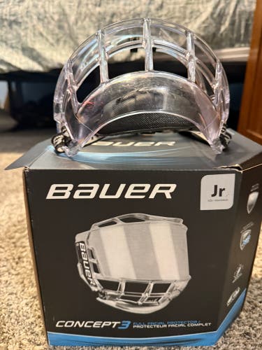 Medium Bauer Concept 3 Full Shield Shield (Used)