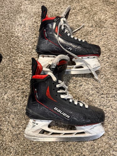 2021 Bauer Vapor 3X Hockey Skates Size 5 (Used)