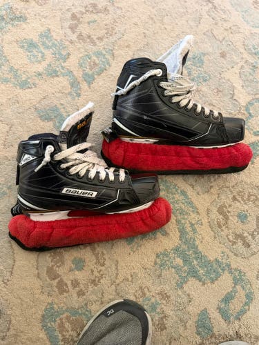2016 Bauer Supreme S190 Hockey Goalie Skates Regular Width Size 4.5 (Used)