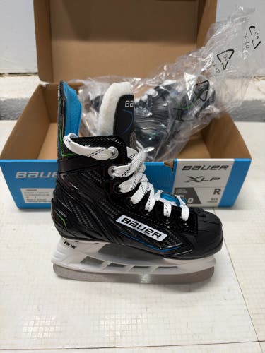 Bauer XLP Hockey Skates 10 (New)