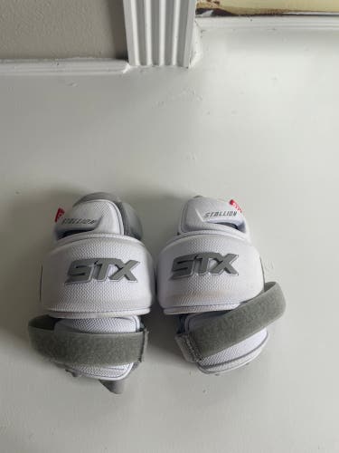 Small Adult STX Stallion 1k Arm Pads (Used)