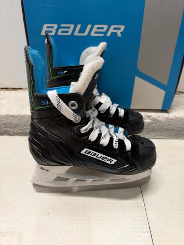 Bauer XLP Hockey Skates 11 (Used)