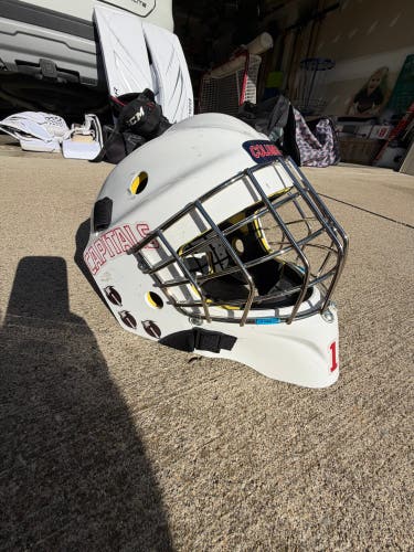CCM GFLX 1.5 Goalie Helmet – Junior (6 5/8–7 1/4)