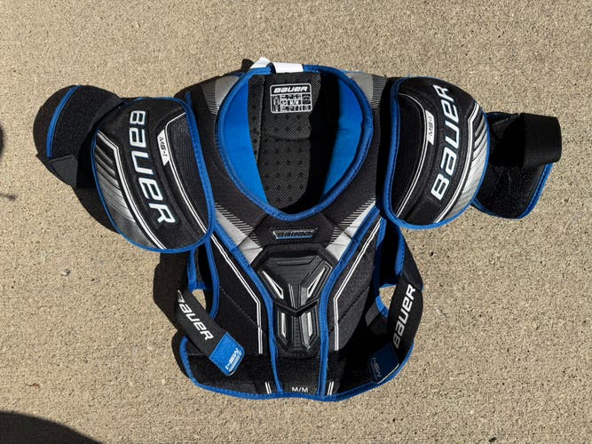 Junior Medium Bauer MS-1 Shoulder Pads (Used)