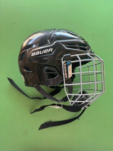 Black Small Bauer Re-Akt 55 Helmet