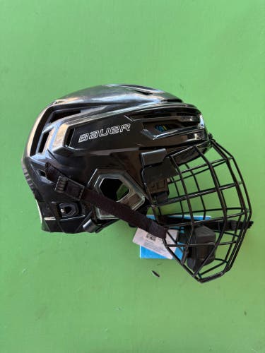 Black Large Bauer Re-Akt 150 Helmet