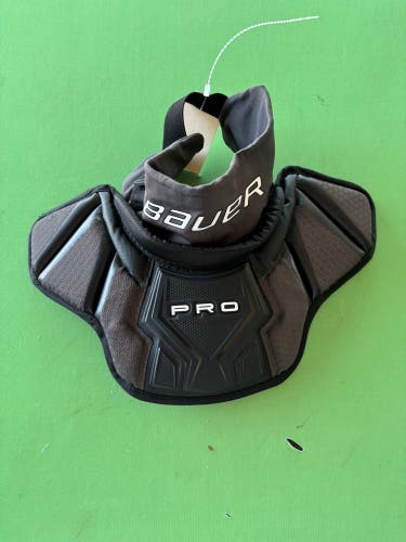 New Senior L/XL Bauer Elite Neck Guard