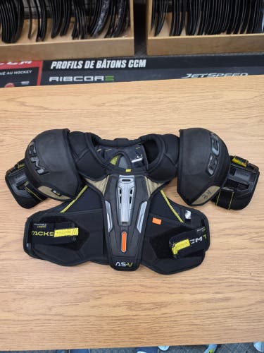 Medium Senior CCM Tacks AS-V Pro Shoulder Pads Pro Stock (Used) #V05