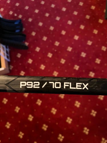Senior Bauer Pulse Right Handed Hockey Stick P92 70 Flex (New)