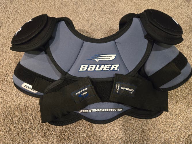 Large Junior Bauer Shoulder Pads (Used)
