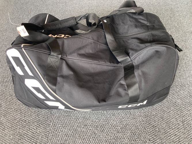 CCM Hockey Carry Bag | 32"16"x14"