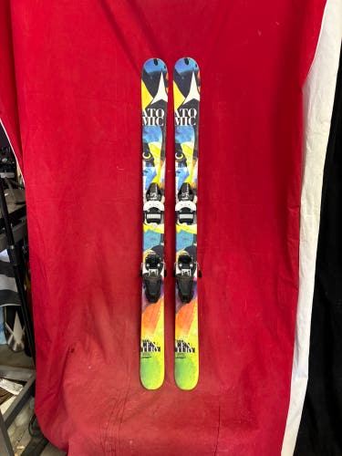 Atomic Century women's or junior all-mountain skis, 120cm
Bindings: Tyrolia 
Binding Range: 200-266m
