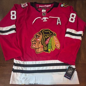 Chicago Blackhawks Patrick Kane Hockey Jersey Stitched Adult Small (46) NWT