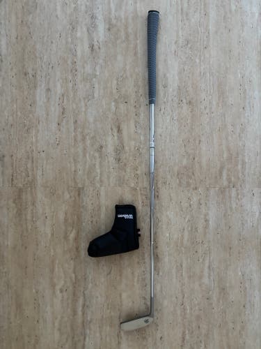 Wilson Staff Blade Right Handed Putter 34" (Used)