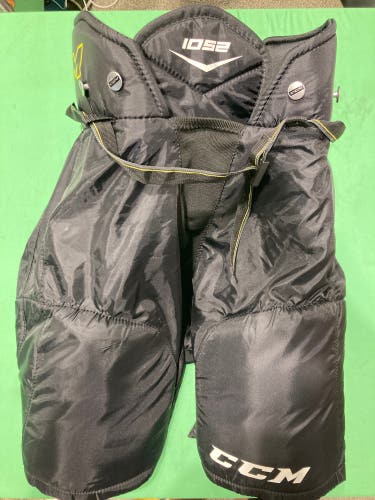 CCM Tacks 1052 Hockey Pants | Junior Large