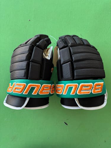 Black Senior Bauer Vapor Team Pro Gloves 14" Pro Stock