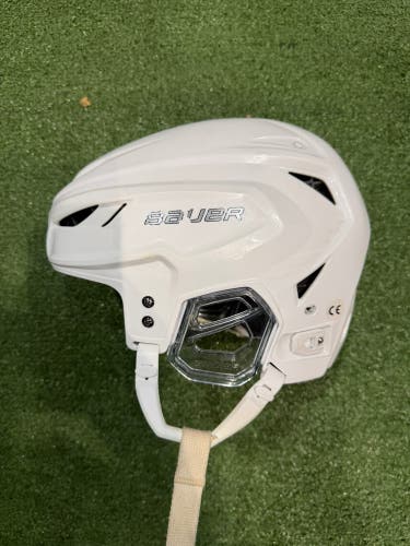 Bauer Hyperlite 2 Helmet | Medium