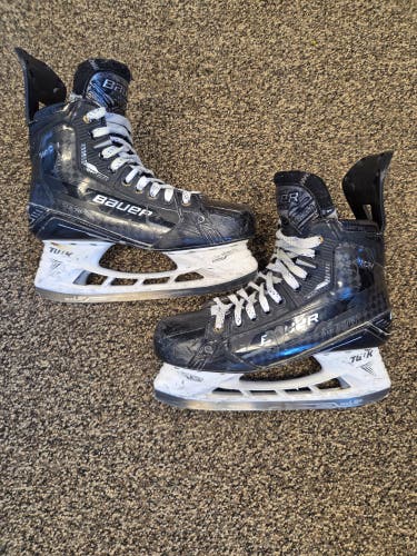 Bauer Supreme Mach Skates Size 8.5