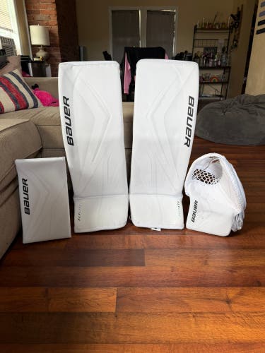 New Bauer Vapor Flylite 34+1 Regular Goalie Full Set