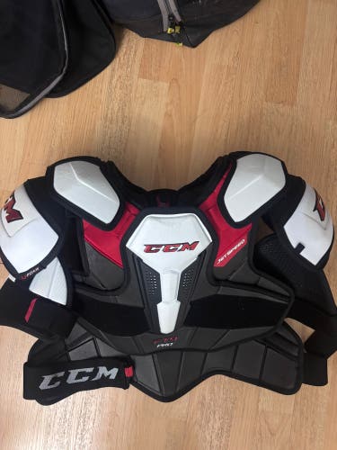 Large Senior CCM JetSpeed FT4 Pro Shoulder Pads (Used)