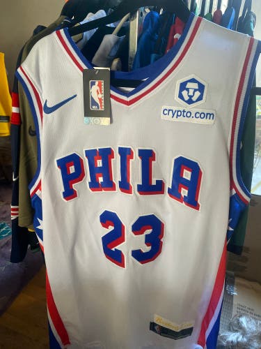 White XL Adult Unisex Nike Jersey (New) LeBron James