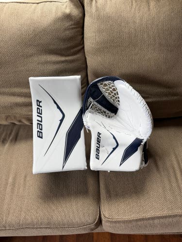 New Bauer vapor FlyLite Regular goalie glove and blocker set