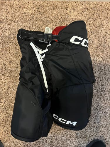 Men's Senior Small CCM Hockey Pants (Used)
