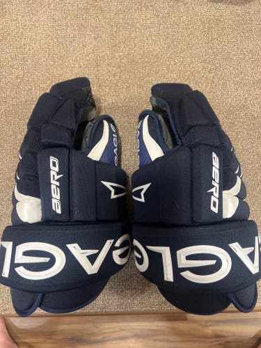 Eagle Aero Gloves 14" (Used)