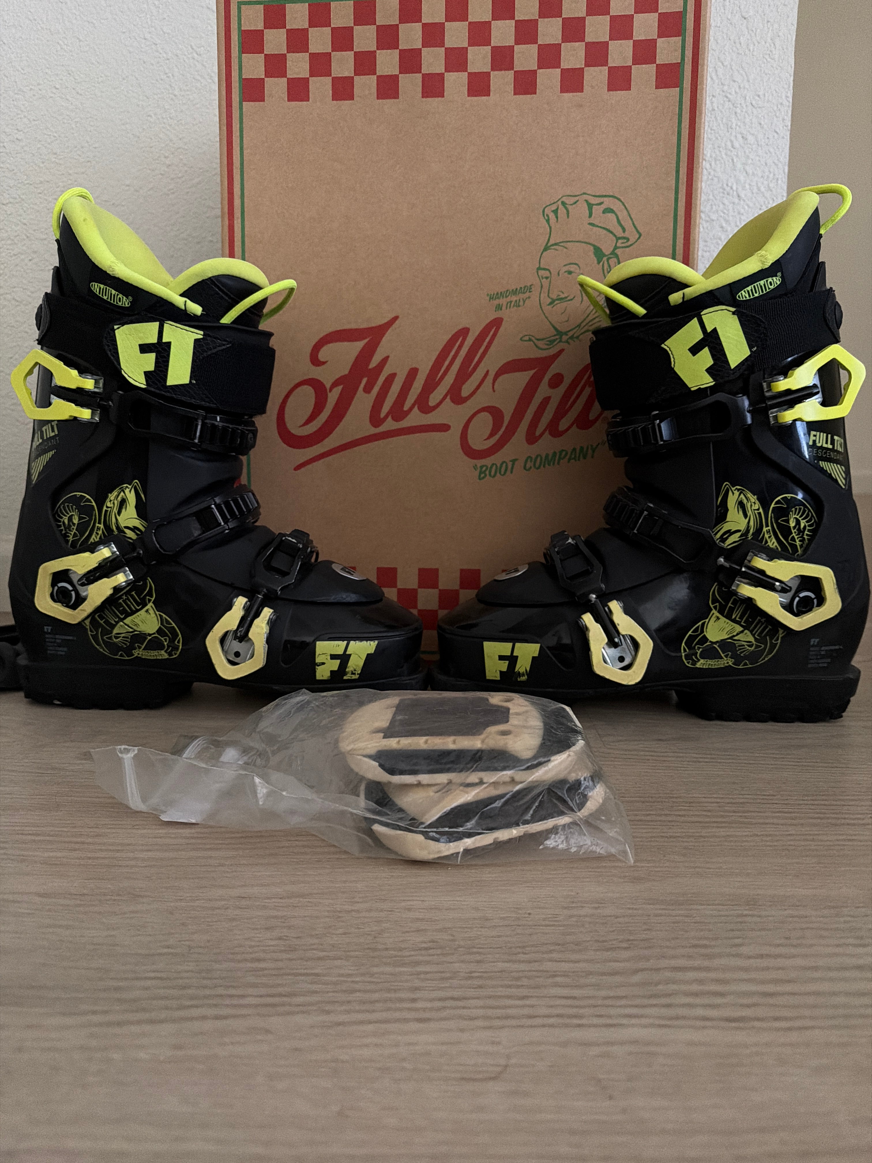 Full Tilt Tilt Descendant 4 Downhill Ski Boots | Used and Closeout