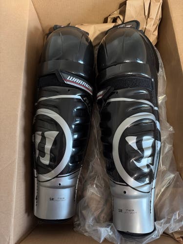 Senior Warrior Rise 17" Shin Pads (New)