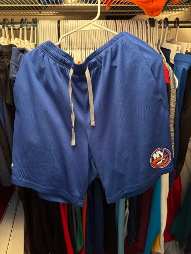 New York Islanders under Armour Blue Large