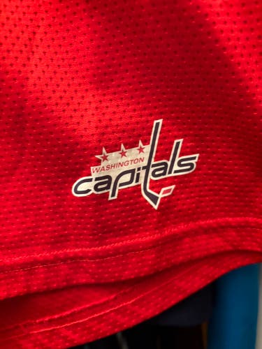 Washington Capitals under Armour shorts Red