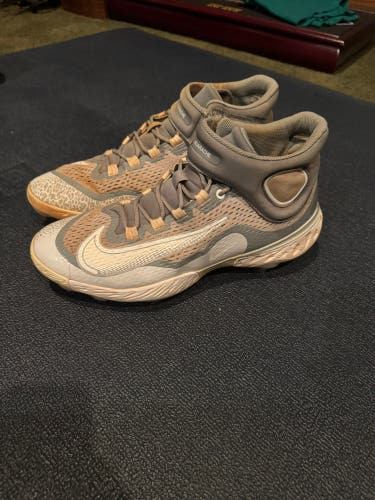 Gray Men's Size M 12.0 (W 13.0) Nike Nike alpha huarache elite 4 High Top Metal (Used)