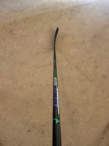 Senior CCM Ribcor Trigger Unleashed Pro Left Hand Hockey Stick P29 70 Flex (New)