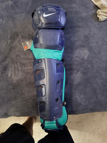 Nike Vapor Catcher's Leg Guard (New)