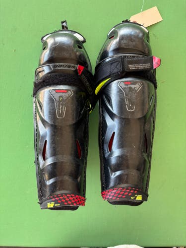 Junior Bauer Vapor Hyperlite Shin Pads 12"