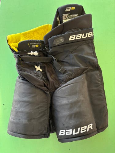 Black Junior Large Bauer Supreme 3S Hockey Pants