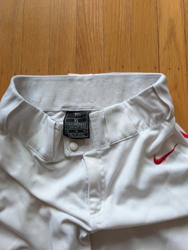 White w/Red Pipe Youth XL Nike Game Pants (Used)