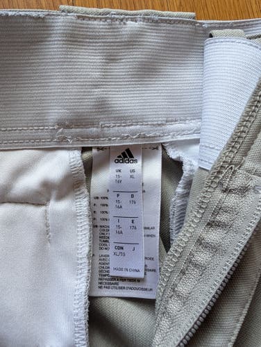 Gray Unisex XL Youth Adidas Game Pants (Used)