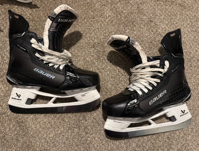 Bauer Supreme Shadow Hockey Skates Regular Width Pro Stock Size 6.75 (Used)
