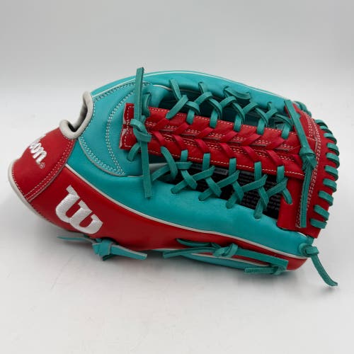 Wilson A2000 PF92 12.25 Outfield Baseball Glove