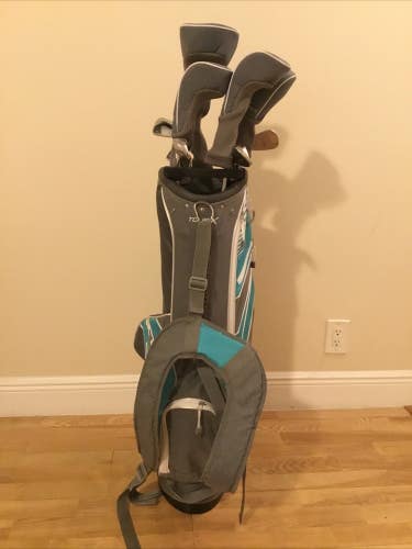 Tour X Ladies LG23 Full Set (D, 3W, 7W, 5H, 6-pw-sw, Putter, No 7i) & Bag (READ)