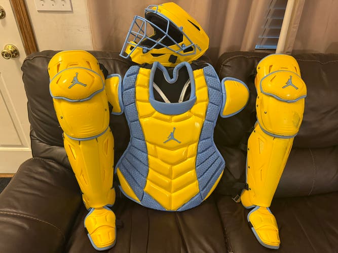 Nike Diamond Elite William Contreras legs Replica chest 17” Painted Allstar Pro 5 mask 7-7.5