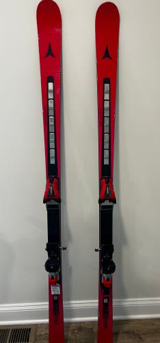2025 Atomic Redster G9 GS 176 cm Skis With Bindings (Used)