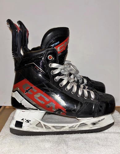 CCM JetSpeed FT6 Pro Hockey Skates Regular Width Size 6 (Used)
