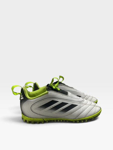 Used Adidas Soccer Indoor Shoes White Youth 12.0 11847-S000039564