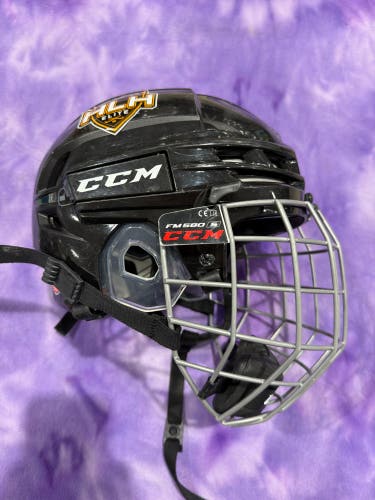 Black Small CCM Tacks 910 Helmet (Used)