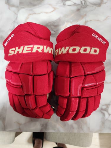Sher-Wood Code III Gloves 15" Pro Stock (Used)